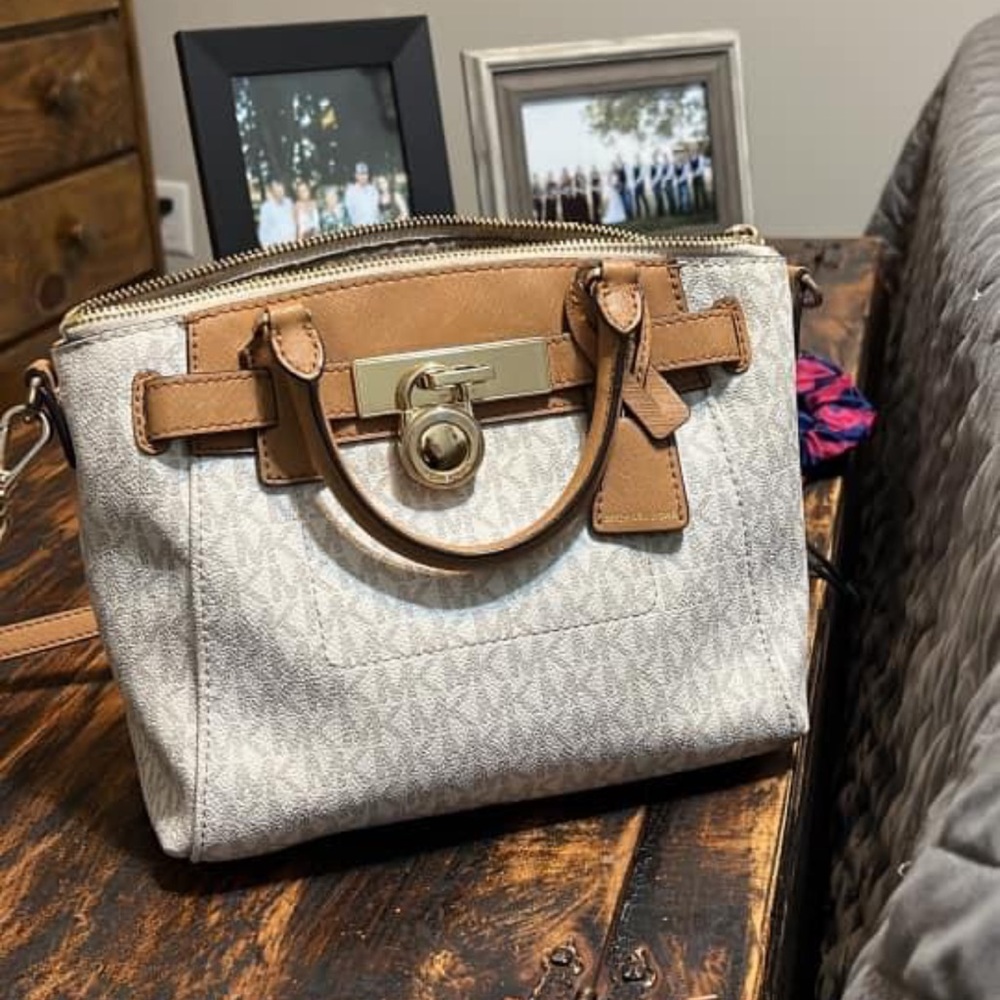 MK Purse